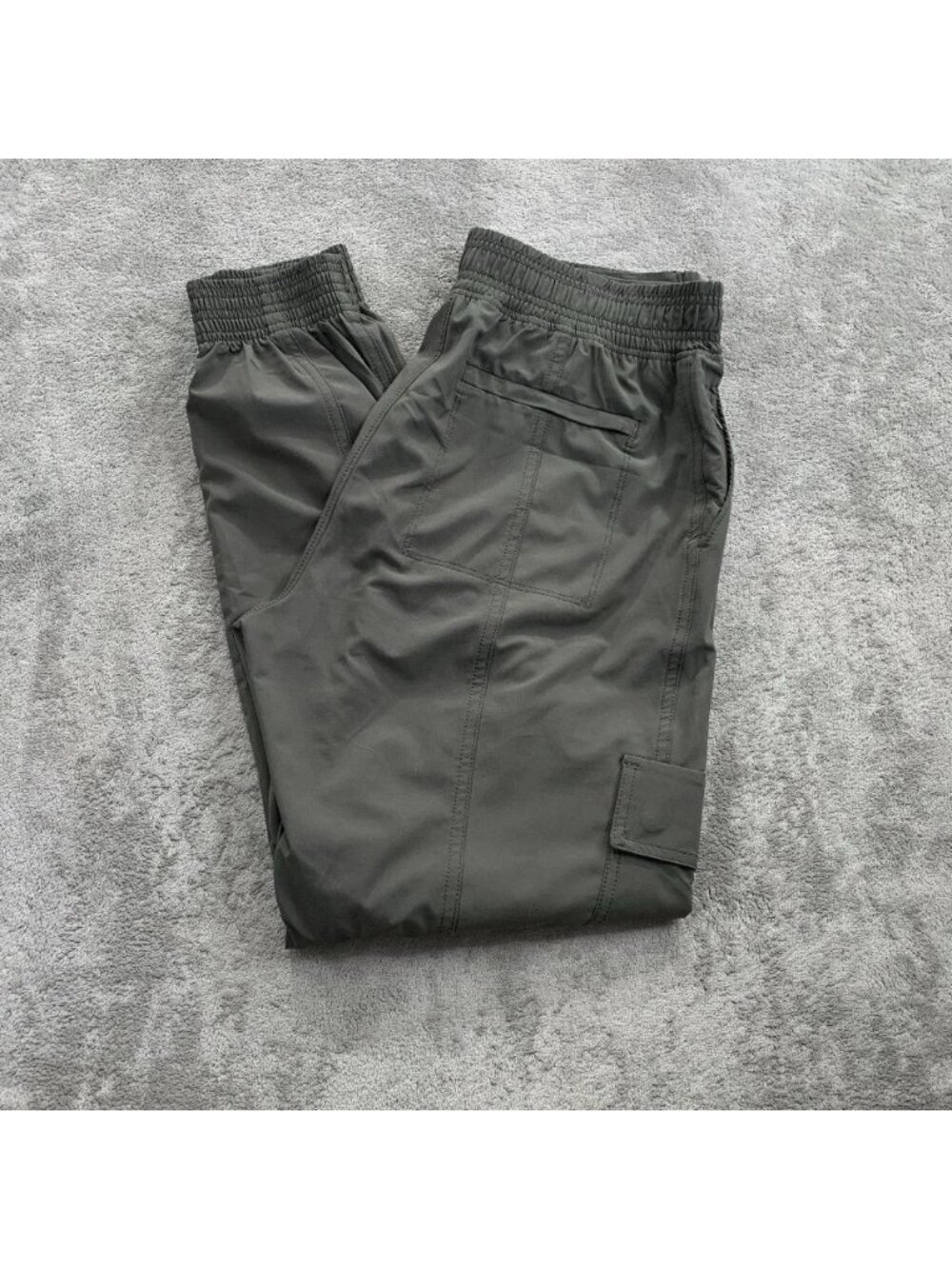 Athleta Chelsea Utility Jogger Cargo Pants Womens 6 Lightweight Hiking Green
